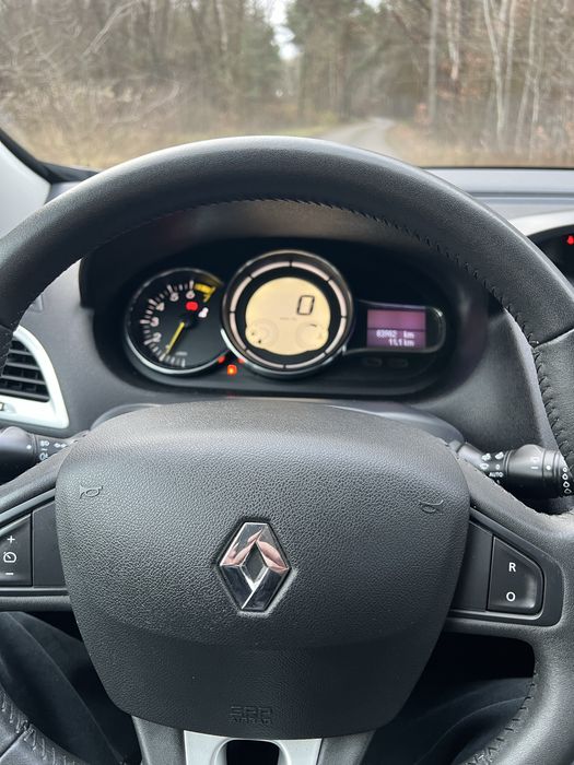 Renault Megane 1.6 benzyna 84000km z DE