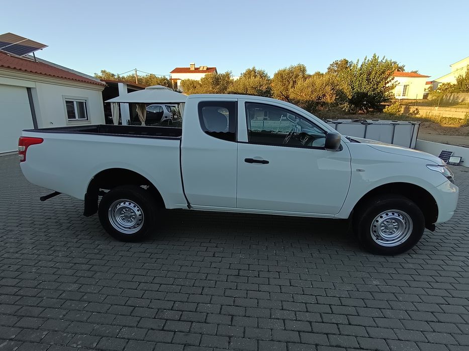 Mitsubishi L200 como nova — photo 2
