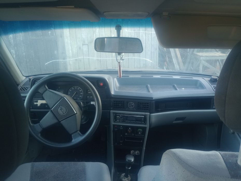 Не на ходу Opel Kadett 1.6