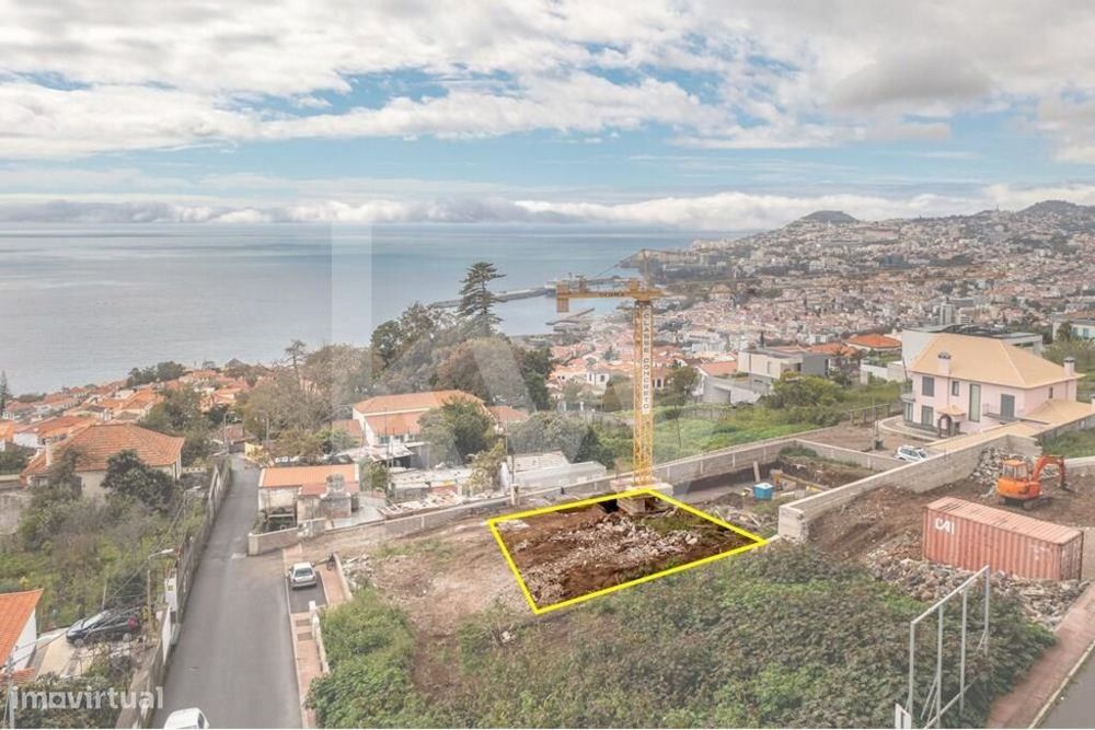 Lote de 520m2 - Quinta do Faial (Sta. Maria Maior) - Funchal