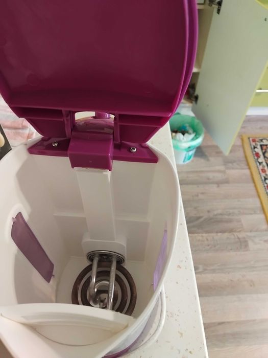 Продам електрочайники,в гарномустані