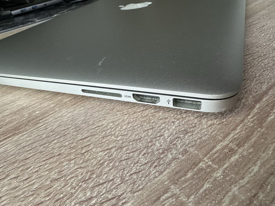 Macbook pro 15 2014 16 gb нова батарея