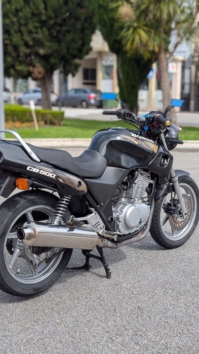 CB500 - Troco material Construção