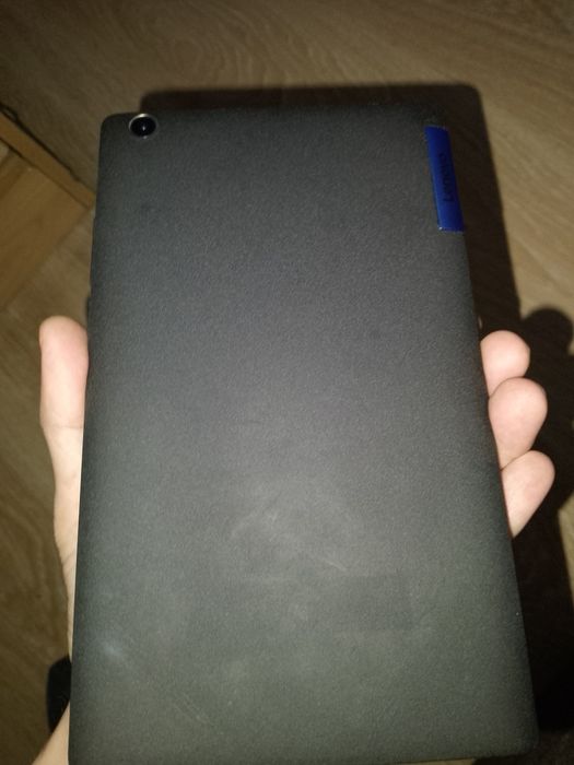 Планшет Lenovo TB3-850F