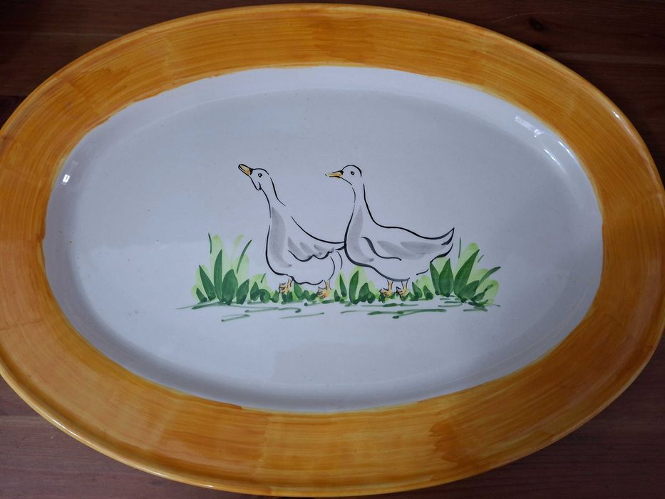 Prato de loiça com patinhos