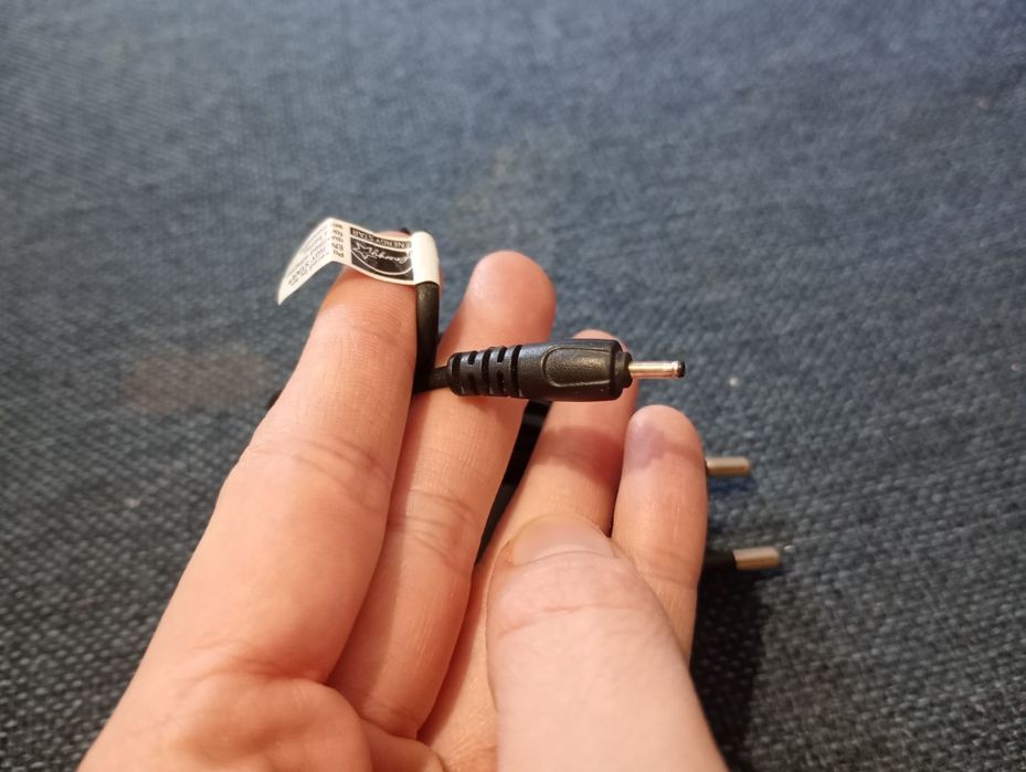 Ładowarka do Nokia cienka końcówka