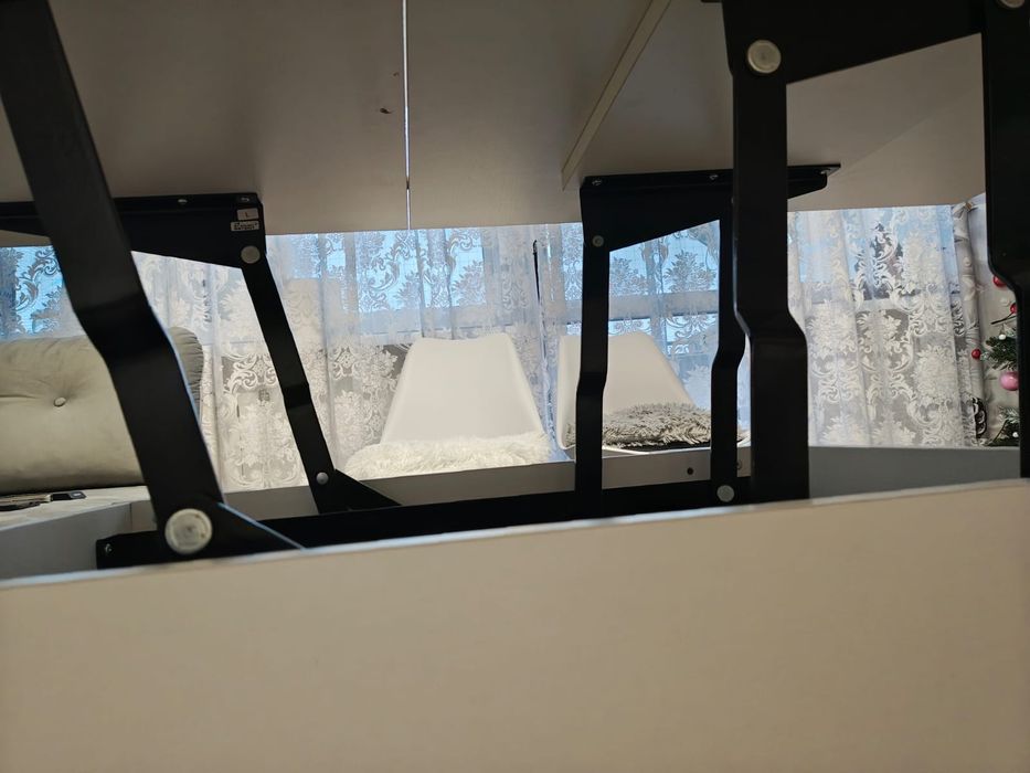 Stolik rozkładany ława