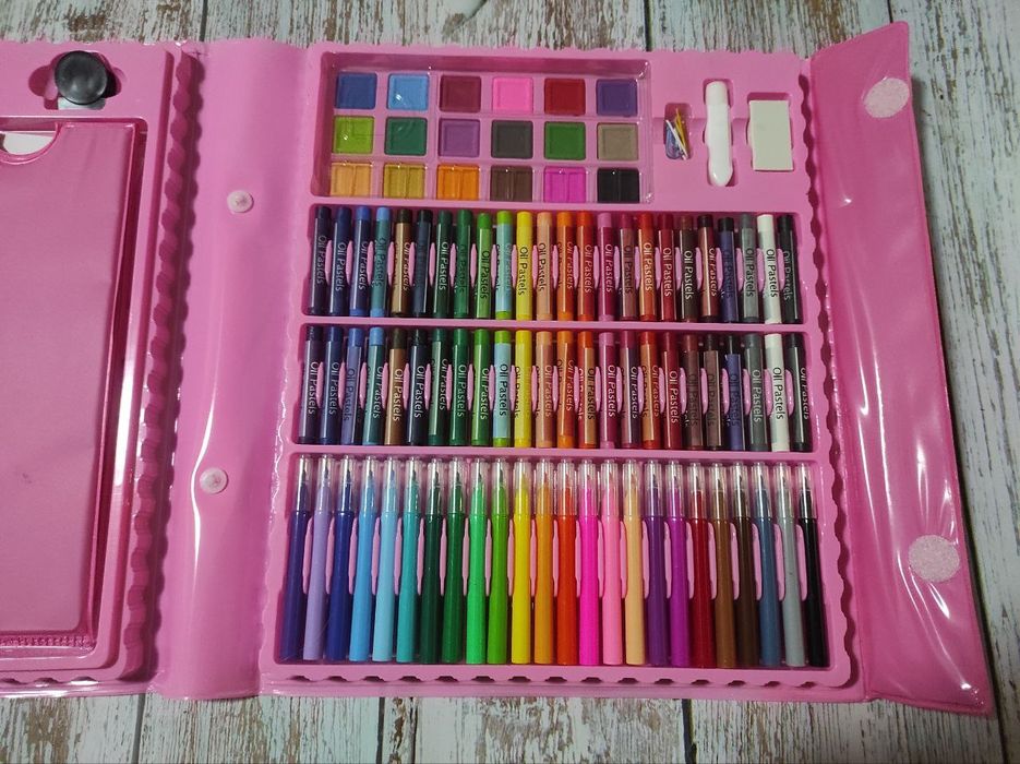 Набір для малювання 208 предметів, Набір для творчості, є у Львові