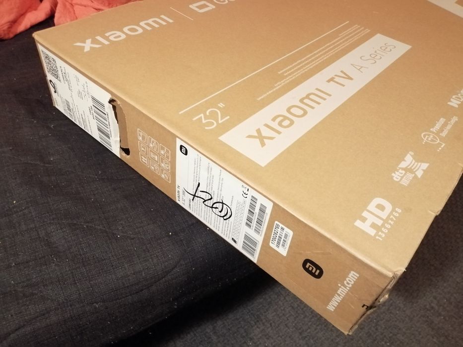 Google TV Xiaomi  32" Série A - Nova / por estrear (ainda dentro da caixa)