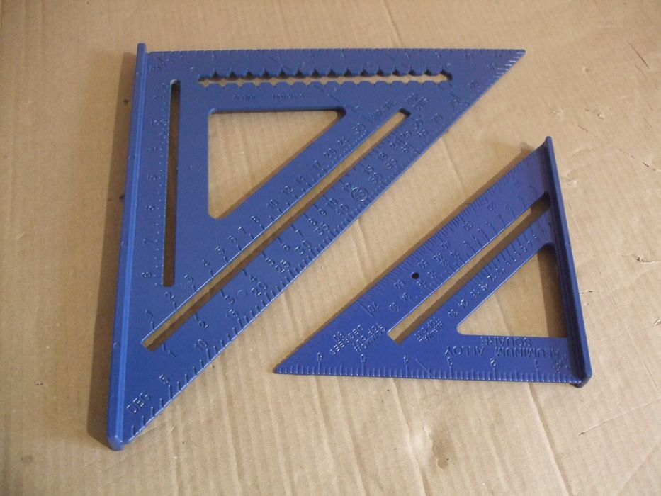 Kalkulator + kątownik 30 cm + kątownik 18 cm i inne
