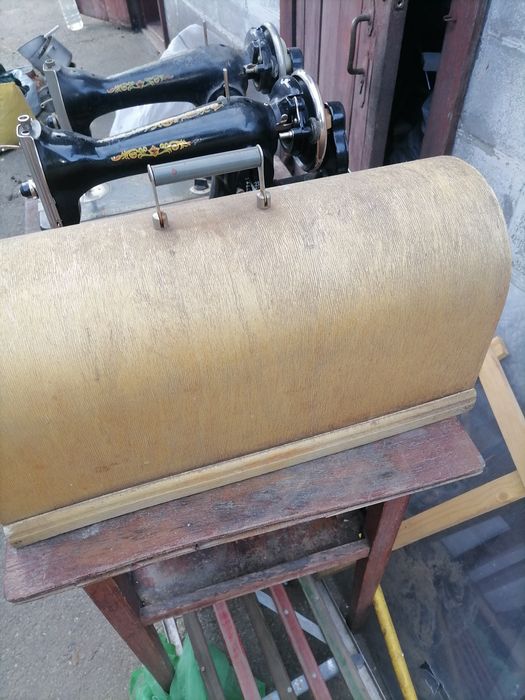 Швейна машина ручна ціна за дві