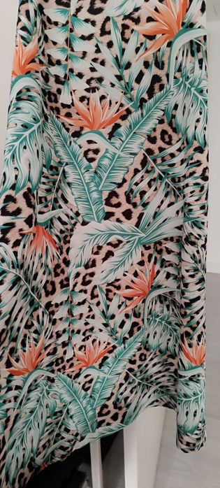 Vestido comprido de verão estampado tamanho S. Usado