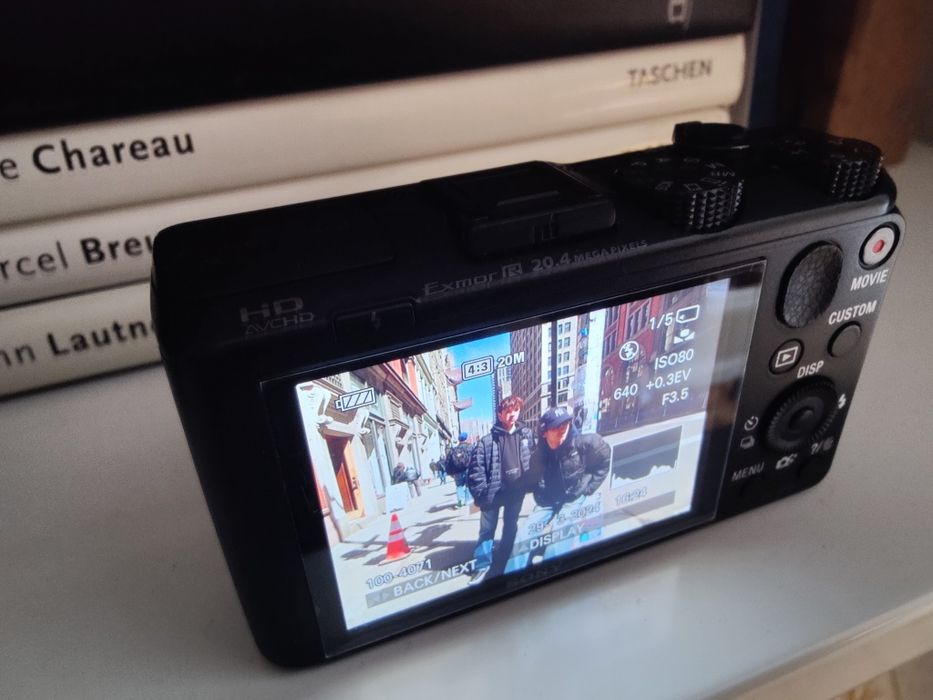 Câmara Sony HX50 avaria