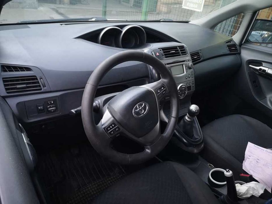 Toyota Verso 2.2 D4D 2011 | PARA PEÇAS |