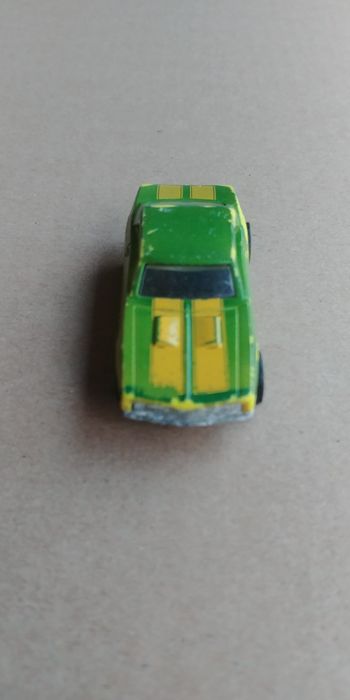 Resorak Hotwheeels Camaro 67