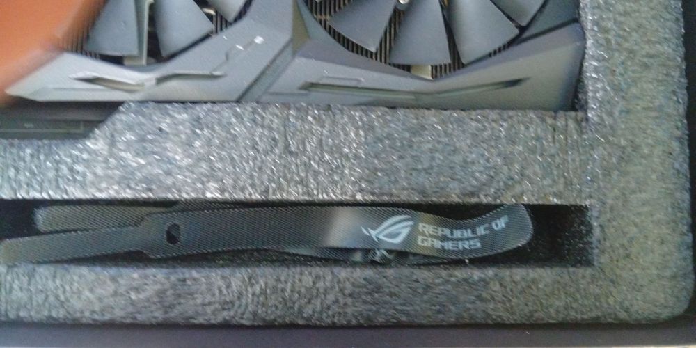 продам RX 580 на 8 ГБ гддр5