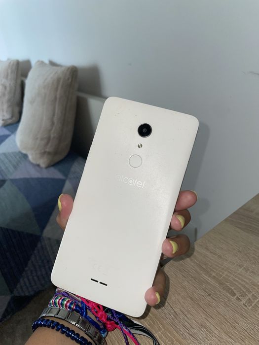 Alcatel A3 XL, branco