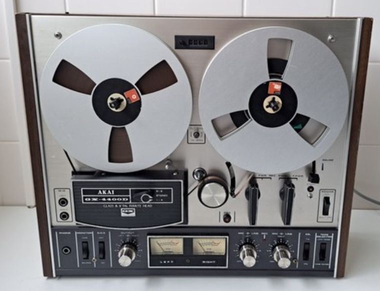 Gravador Akay GX-4400D