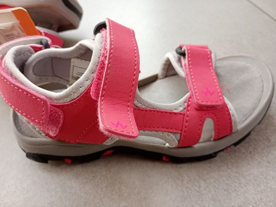 Sandały sandałki dziewczęce nowe Rozmiar 30/31 długość 19.5cm