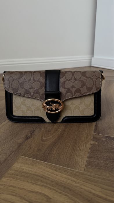Сумочка від Coach