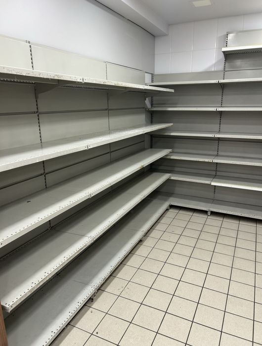 Prateleiras de Supermercado