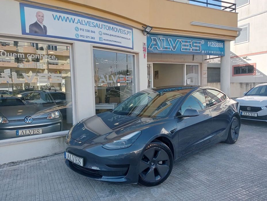 Tesla Model 3 Tração Traseira