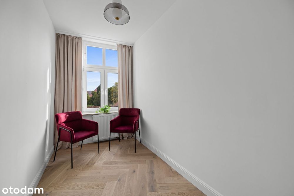 Rodzinny apartament w klimatycznej kamienicy w centrum miasta