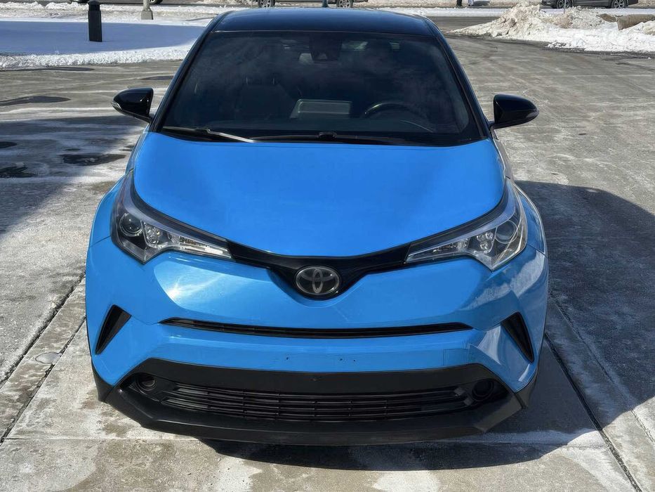 Toyota C-HR Limited      2019