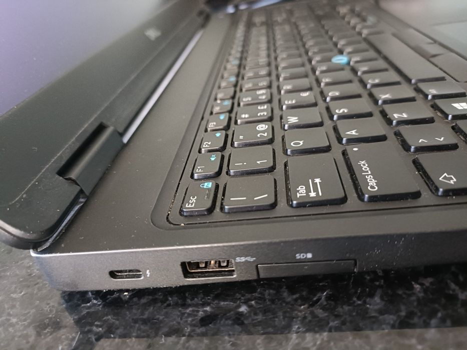 Portátil Dell precision