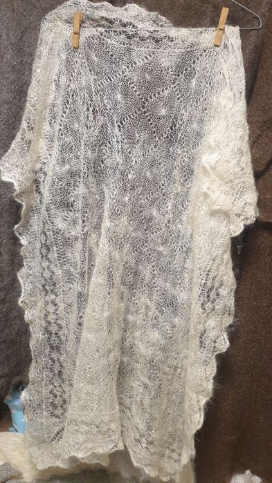 Пуховый платок из козьего пуха