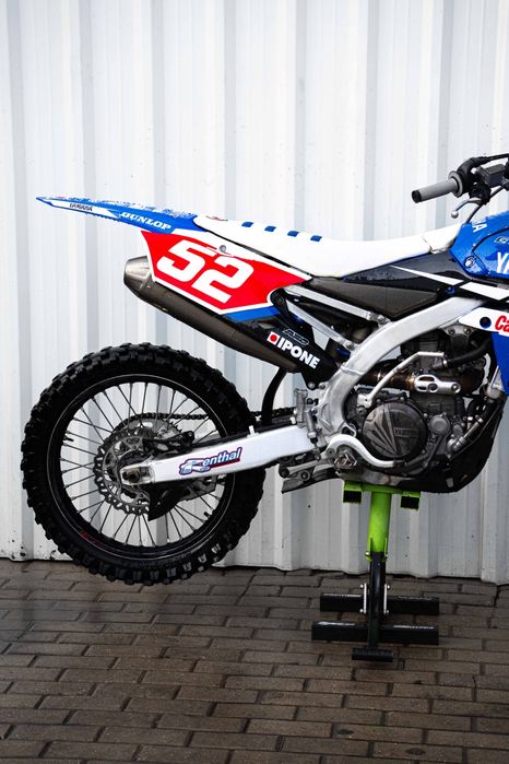 YAMAHA YZF 450 AKRAPOVIC INJEÇÃO ATÉ 58€/MÊS