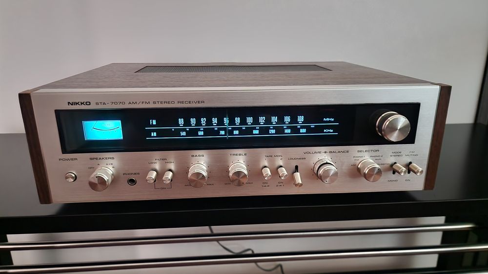 Receiver Vintage Nikko STA-7070
