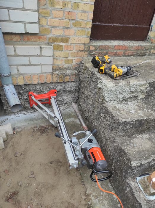 Алмазне буріння (алмазное сверление)