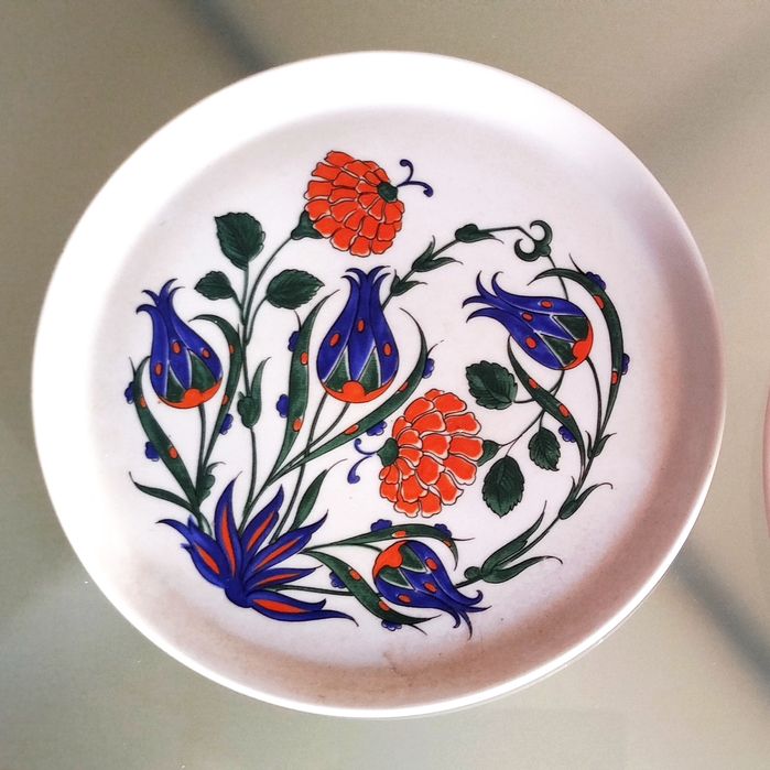 Pratos antigos Vista alegre e Palissy