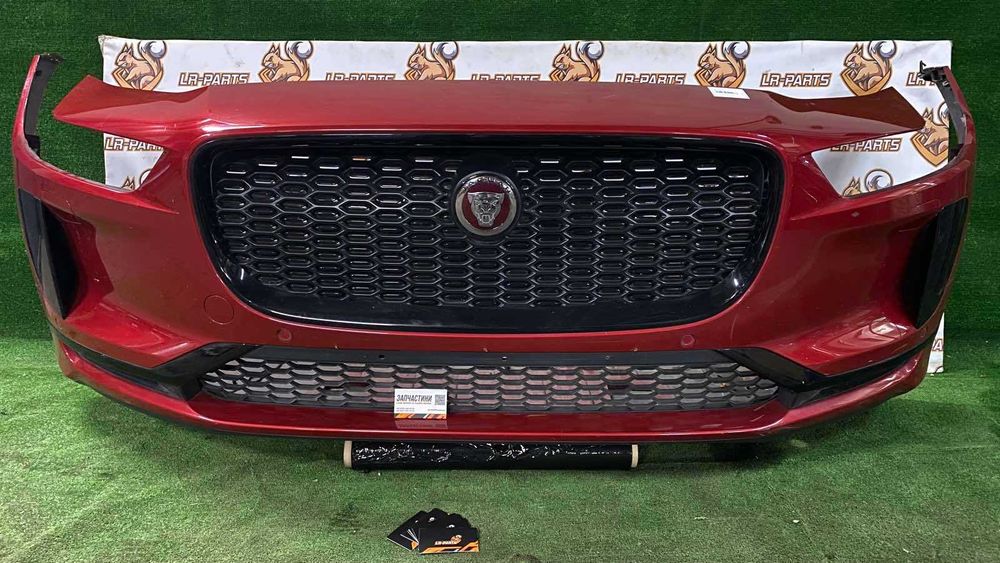 Бампер передній у зборі під 6 парктроніків Jaguar I-Pace