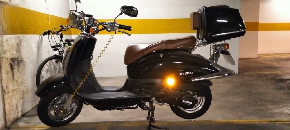 ZNEN Vitoria 125cc (2016) - APENAS 2 000 KM !