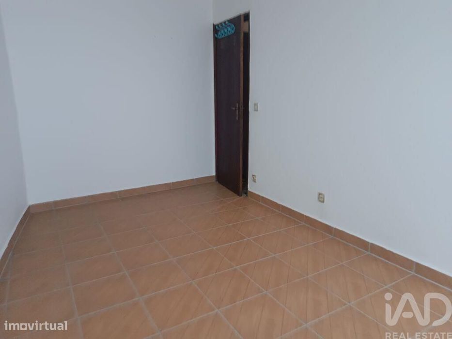 Moradia geminada T4 em Trancoso e Souto Maior de 108 m2