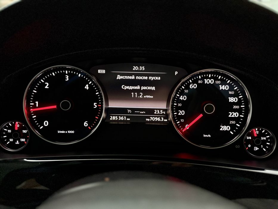 Продам автомобіль Volksvagen Touareg