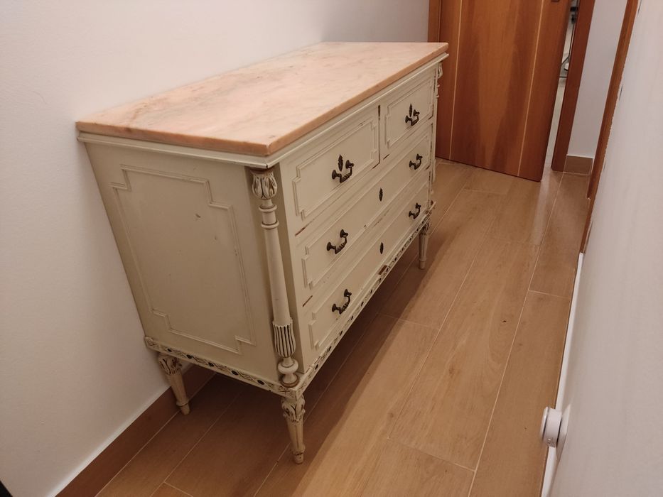 Vendo cómoda e duas cabeceiras vintage