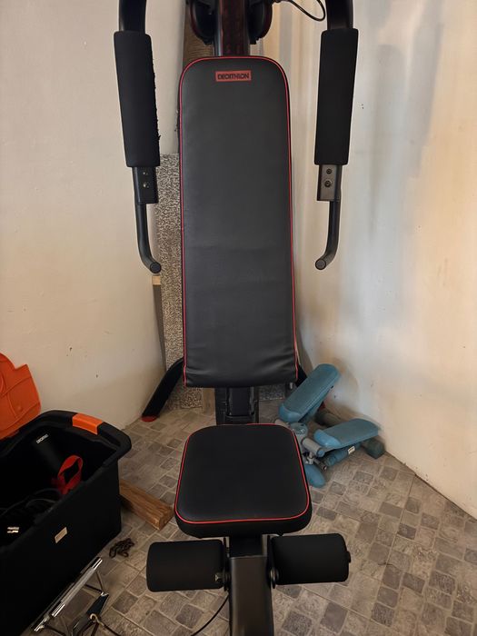 Máquina multifunções de ginásio