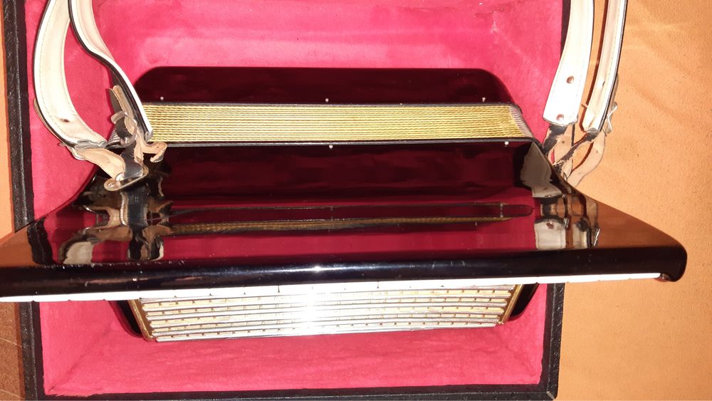 accordion HOHNER concerto |||