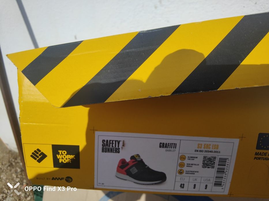 Tênis biqueira de aço