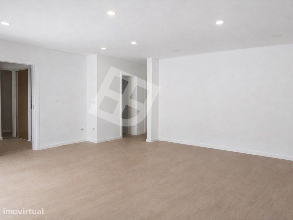 Apartamento T3 c/ Terraço - Pronto Habitar | Esgueira