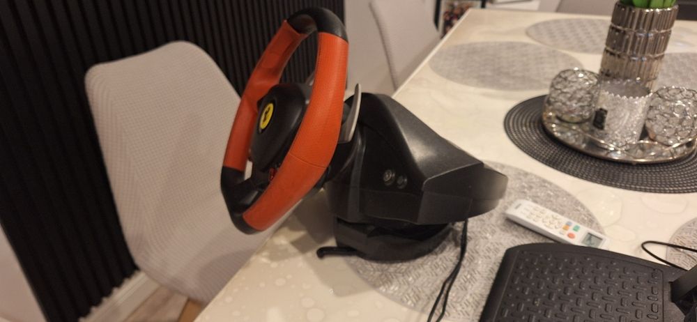 Thrustmaster Ferrari