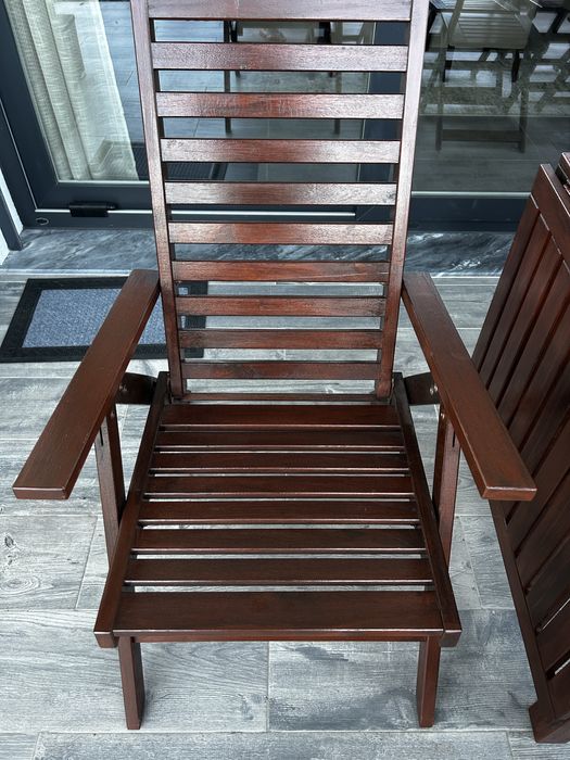 Conjunto de mesa em madeira para exterior do IKEA