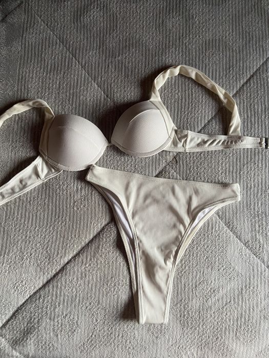 Biquini branco pérola