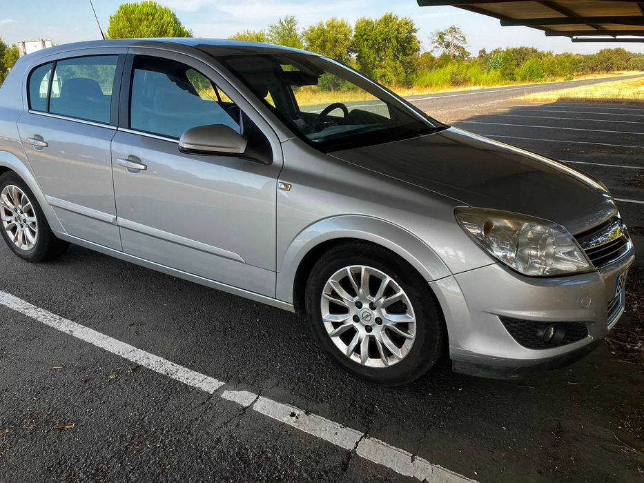 Opel Astra — fotografia 3