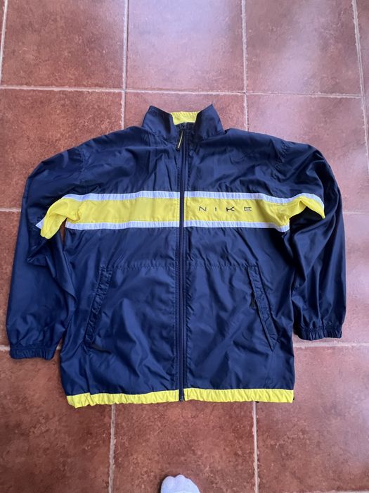Vintage Nike swoosh track jacket