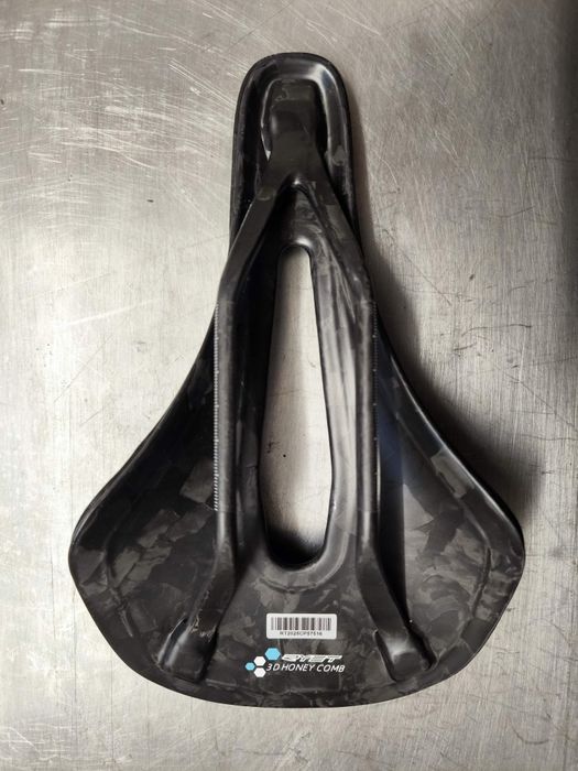 Sprzedam siodełko 3D RYET Carbon 140mm