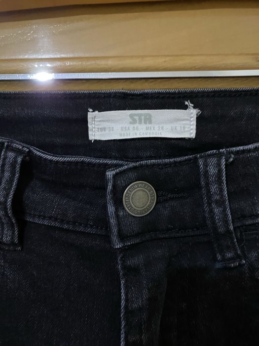 Calcas da Stradivarius